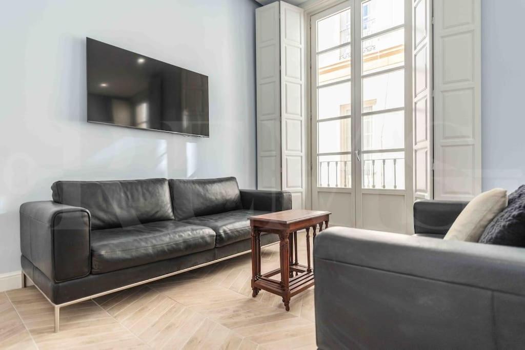 Classic Near Plaza De La Merced By Rems Apartament